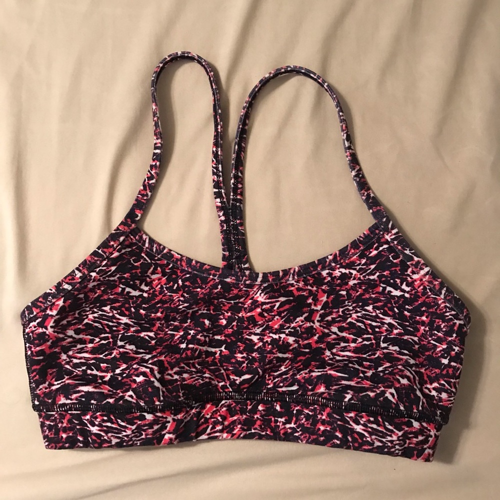 Lululemon Flow Y bra size 4